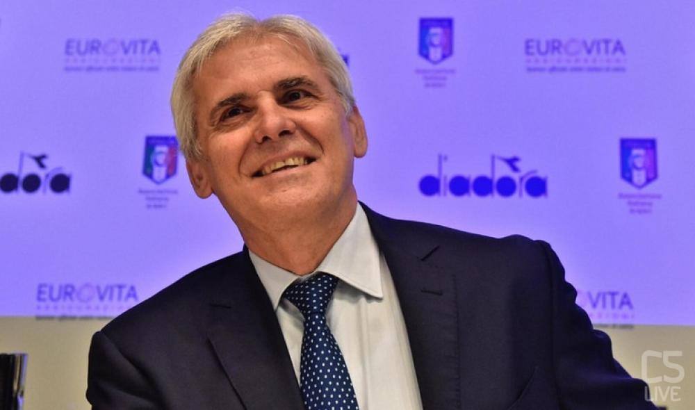 Arbitro aggredito a San Basilio, sospesi tutti i campionati nel Lazio Arbitro aggredito a San Basilio, sospesi tutti i campionati nel Lazio